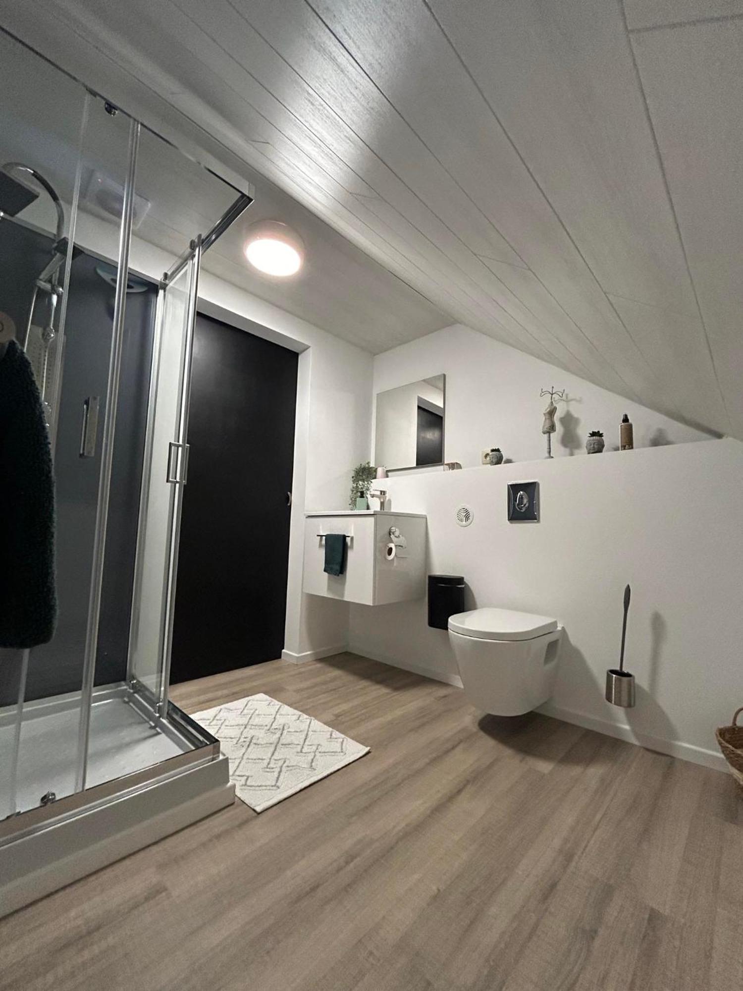 Chez Dimi Et Mary Apartment Marche-en-Famenne Bagian luar foto